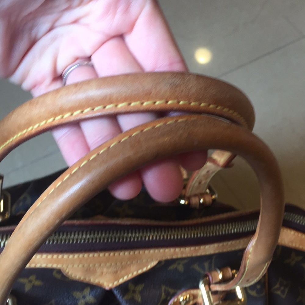 Authentic Louis Vuitton Tivoli Gm - Picture 6 of 8